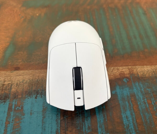 70B1BE7C DA91 4110 A5F3 133E4D7FA07C 1 105 c Razer Viper V4 Pro Review: Precision, Speed and Competitive Comfort