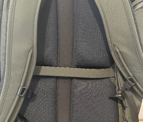 Bellroy Transit Travel Pack Pro Review: A Smarter Carry for Serious Travel 15 bellrow transit travel pro review14 Bellroy Transit Travel Pack Pro Review: A Smarter Carry for Serious Travel