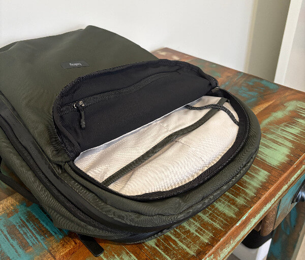 Bellroy Transit Travel Pack Pro Review: A Smarter Carry for Serious Travel 18 bellrow transit travel pro review17 Bellroy Transit Travel Pack Pro Review: A Smarter Carry for Serious Travel