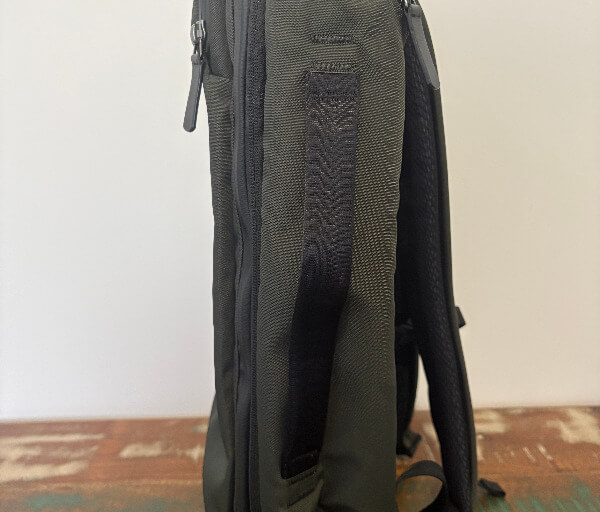 Bellroy Transit Travel Pack Pro Review: A Smarter Carry for Serious Travel 8 bellrow transit travel pro review7 Bellroy Transit Travel Pack Pro Review: A Smarter Carry for Serious Travel