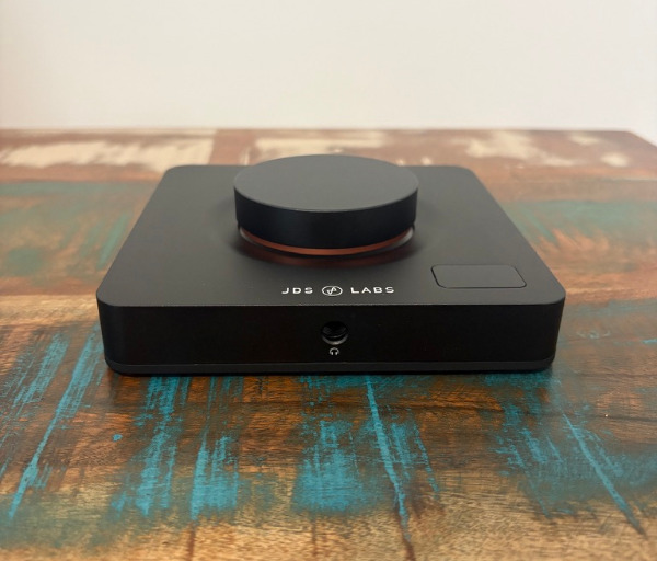 039C0B9C 8F25 4DCA 827F 47117F13C1B3 1 105 c JDS Labs Element IV Review: A Refined Desktop DAC/Amp Built for Serious Listening