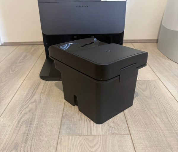 Roborock Saros 20 Review: Advanced Cleaning Power with Smarter Everyday Automation 6 7D4C4B0B 6379 4EC7 A743 8AB086F0F34E 1 105 c Roborock Saros 20 Review: Advanced Cleaning Power with Smarter Everyday Automation