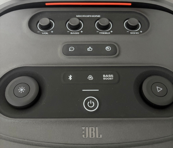 AFEDF537 8266 4D92 B202 8B7640A3229B 1 105 c JBL PartyBox 520 Review: A Powerful Portable Speaker Built for Big Sound