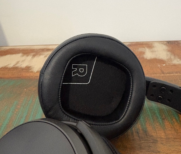 C4745127 DE7E 41BC 810E D7E0BAF19512 1 105 c Audeze Maxwell 2 Review: Audiophile Gaming Sound With Serious Wireless Versatility
