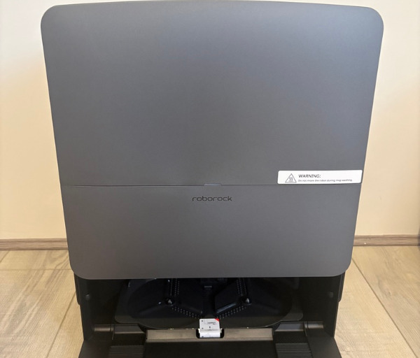 Roborock Saros 20 Review: Advanced Cleaning Power with Smarter Everyday Automation 4 F190888F 218D 4B09 BB15 E03BB04AB0DE 1 105 c Roborock Saros 20 Review: Advanced Cleaning Power with Smarter Everyday Automation