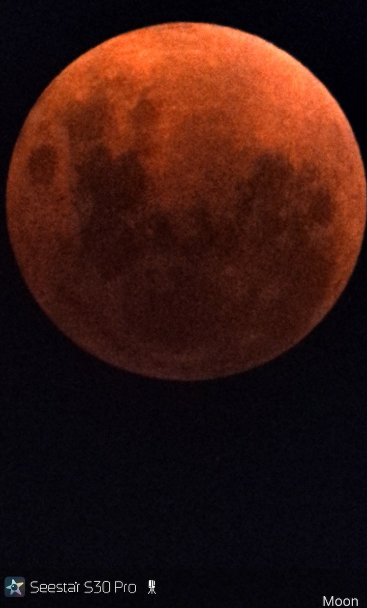 SCR 20260512 kval Capturing the Blood Moon from Perth with the Seestar S30 Pro