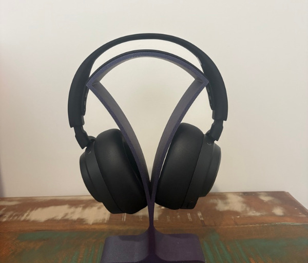 39E687F8 3A0A 4DF3 9179 D41C739C62BA 1 105 c SteelSeries Arctis Nova Pro Omni Review: A Premium Wireless Headset Built for Serious Gaming