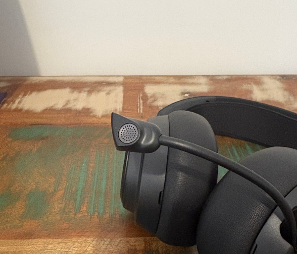 3AF476EB 7B1A 468D AE5B 4E74E7D9F4A1 1 105 c SteelSeries Arctis Nova Pro Omni Review: A Premium Wireless Headset Built for Serious Gaming