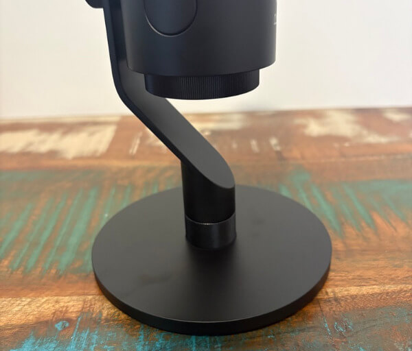 78927FF9 84AC 4292 B1EF D350B17C93C0 1 105 c Razer Seiren V3 Pro Review: USB Convenience Meets XLR Flexibility