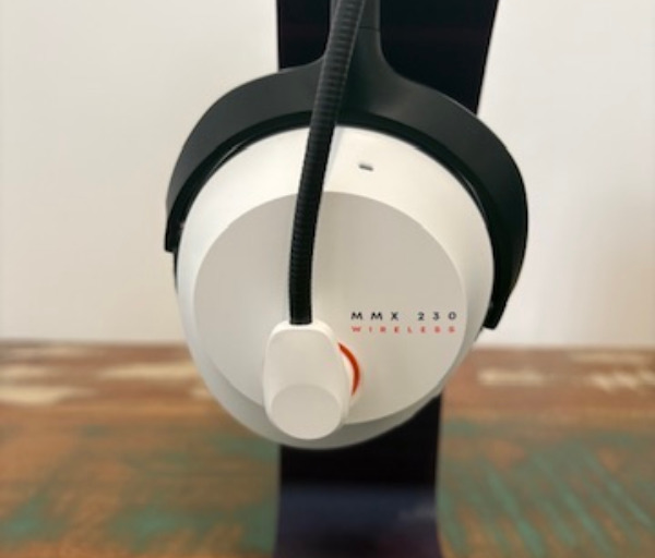 98382901 C5C7 4061 BED7 C2437EF55BAF 4 5005 c Beyerdynamic MMX 230 Review: Comfortable, Stylish, and Built for Immersive Wireless Gaming