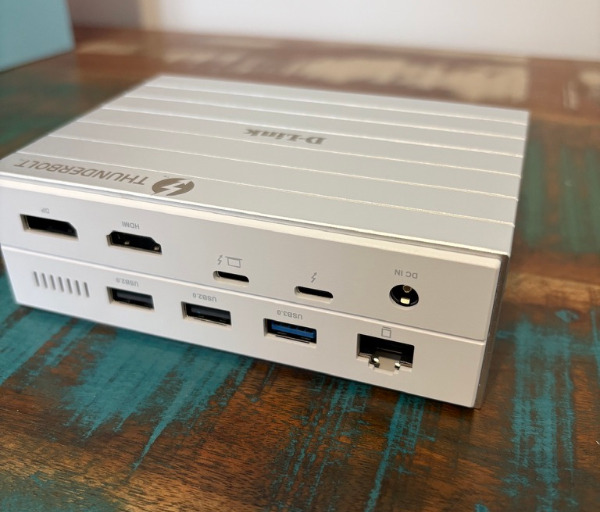 9AF1A3AF 4CD5 4E9E B9E1 1898958C53FA 1 105 c D-Link DUF-E01 Review: A Powerful Thunderbolt 4 Dock for Cleaner, Faster Desk Setups