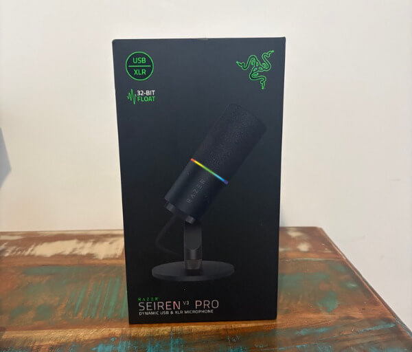 A318C4F8 FC89 480B BCAA 46F737E3206D 1 105 c Razer Seiren V3 Pro Review: USB Convenience Meets XLR Flexibility