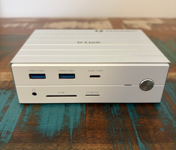 B3E7B044 1475 455C 89F9 0687293A4849 1 105 c D-Link DUF-E01 Review: A Powerful Thunderbolt 4 Dock for Cleaner, Faster Desk Setups