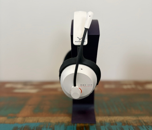 FEB78A7E 5676 4145 9875 9DA6FB7EFEC6 1 105 c Beyerdynamic MMX 230 Review: Comfortable, Stylish, and Built for Immersive Wireless Gaming