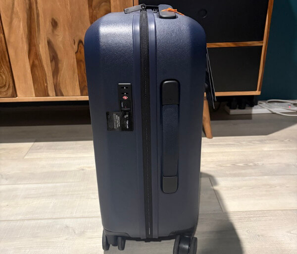 3A3A1A9D 6137 4A11 BB7C FE57103DA40A 1 105 c Bellroy Transit Carry-On Review: Thoughtful Design Meets Everyday Travel Convenience