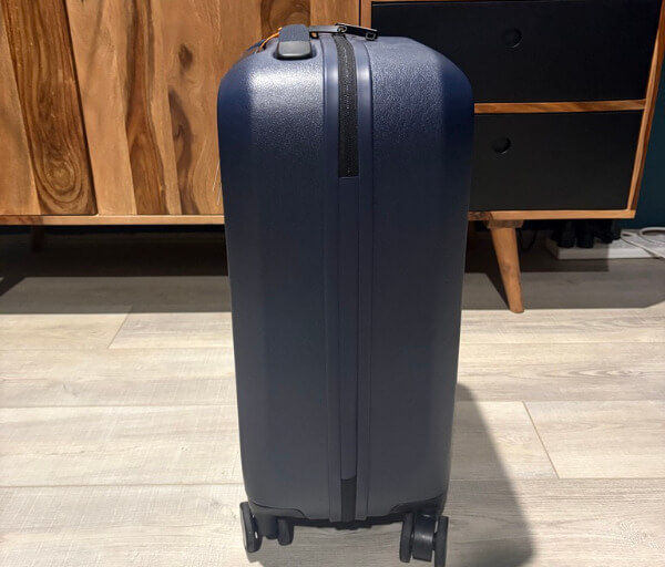 754448D4 89DC 419A BD11 C9F4812D643B 1 105 c Bellroy Transit Carry-On Review: Thoughtful Design Meets Everyday Travel Convenience