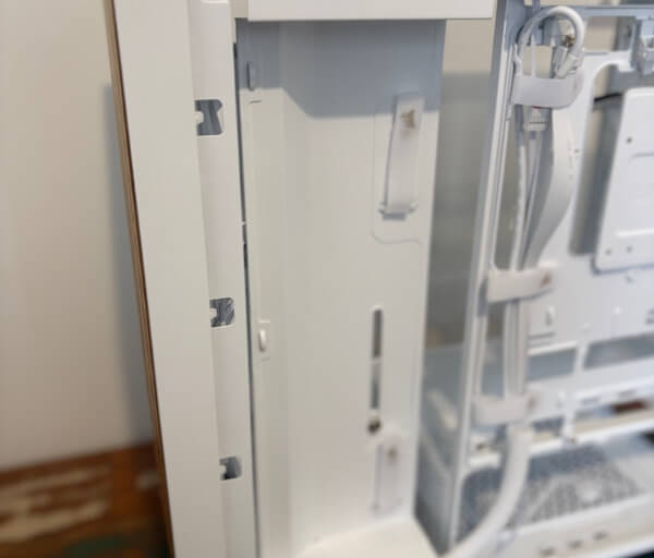 96DBA928 1710 458D BCF0 7BBE2ACD33A8 1 105 c Corsair FRAME 4000D WOOD RS Review: A Flexible Mid-Tower With Premium Wood Detailing