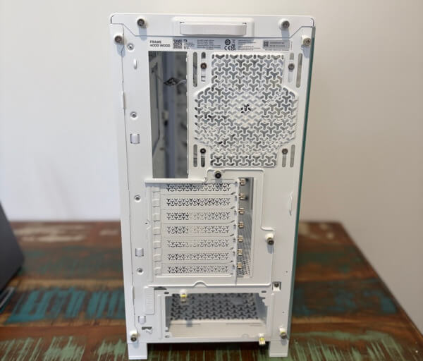 96FBE128 4E24 4E5B 8DA8 A649CF130BD5 1 105 c Corsair FRAME 4000D WOOD RS Review: A Flexible Mid-Tower With Premium Wood Detailing