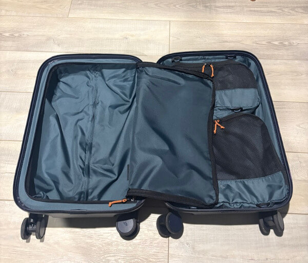 BC6B8B69 B87F 4B02 93A4 9E43ABB48422 1 105 c Bellroy Transit Carry-On Review: Thoughtful Design Meets Everyday Travel Convenience