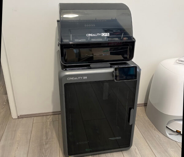 E0686732 E877 4CB9 95AB 67A6E03DC236 1 105 c Creality K2 Combo Review: Bringing Multi-Colour 3D Printing into Education