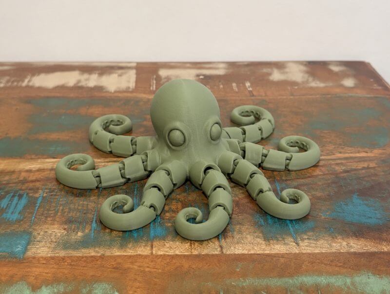 SCR 20260721 ljkp Bambu Lab A2L Review: Large-Format 3D Printing Made More Accessible