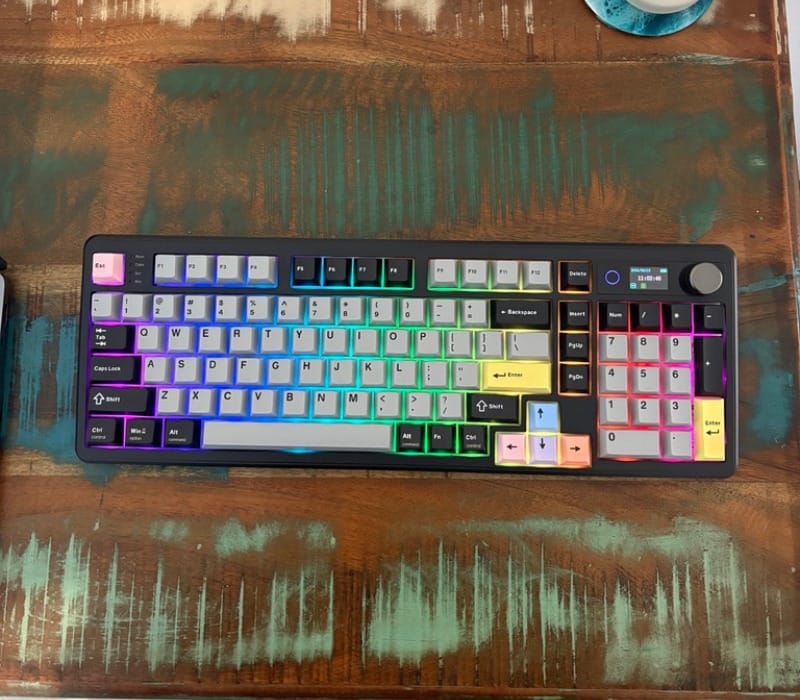 Epomaker TH99 Pro Review: A Smarter, Quieter Way to Type 3 Epomaker TH99 Pro