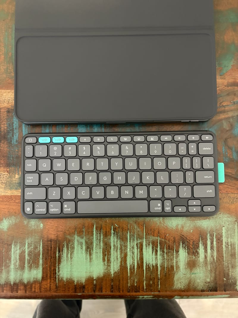 Logitech Flip Folio Review: A Detachable Keyboard That Just Works 8 Logitech Flip Folio