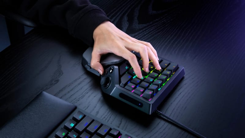 Razer Tartarus V2 Pro Brings 8000Hz Polling to Keypads 1 Razer Tartarus V2 Pro gaming keypad shown with its adjustable wrist rest and thumbstick