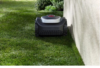 Roborock Unveils Cable-Free RockNeo Q2 LiDAR Mower 1 Roborock Unveils Cable-Free RockNeo Q2 LiDAR Mower