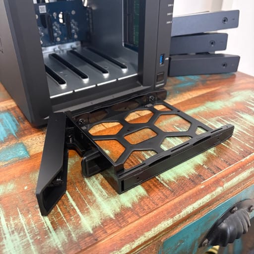 Synology DiskStation DS925neo+