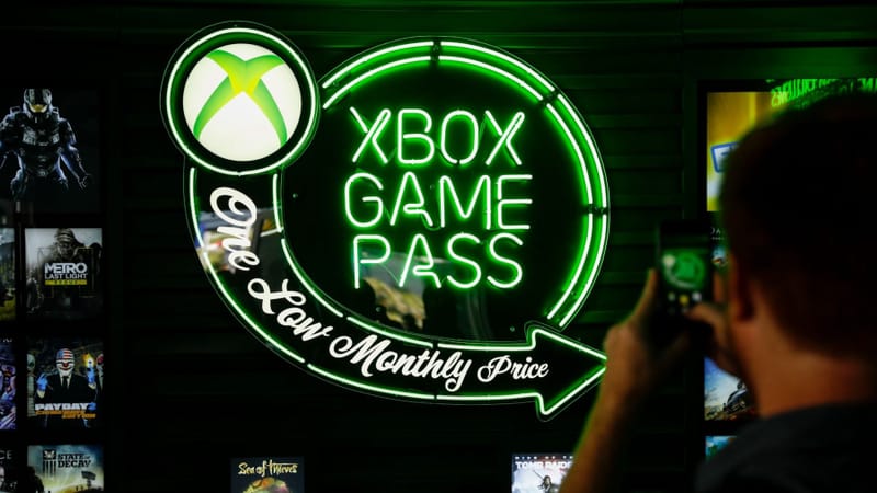 Xbox Game Pass cloud gaming streaming interface displayed on a smartphone